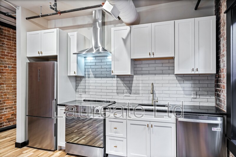 Building Photo - 1490 Lafayette St