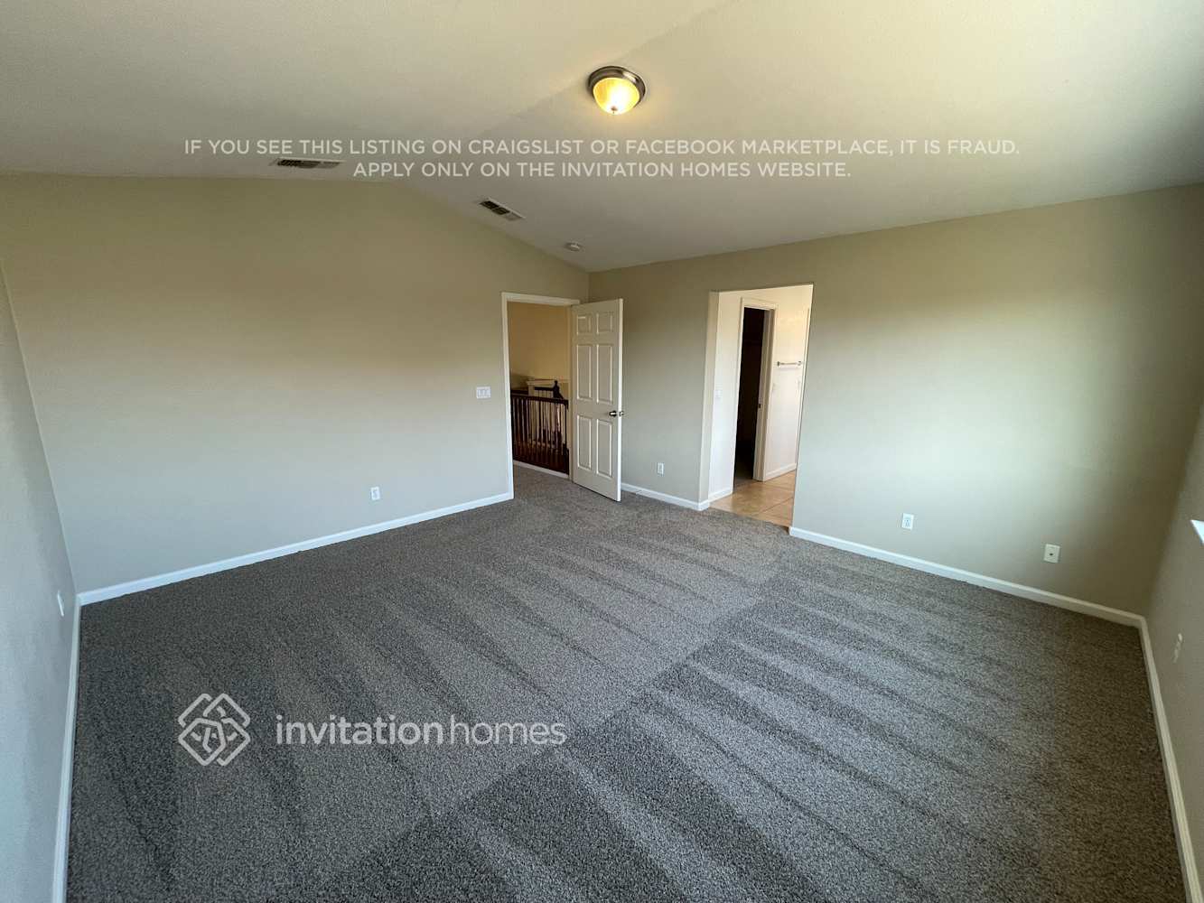 Building Photo - 116 Travertine Ave