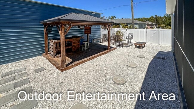 Building Photo - 13280 Foresman Blvd