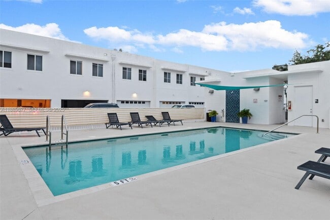 Building Photo - 2641 NE 212th Terrace