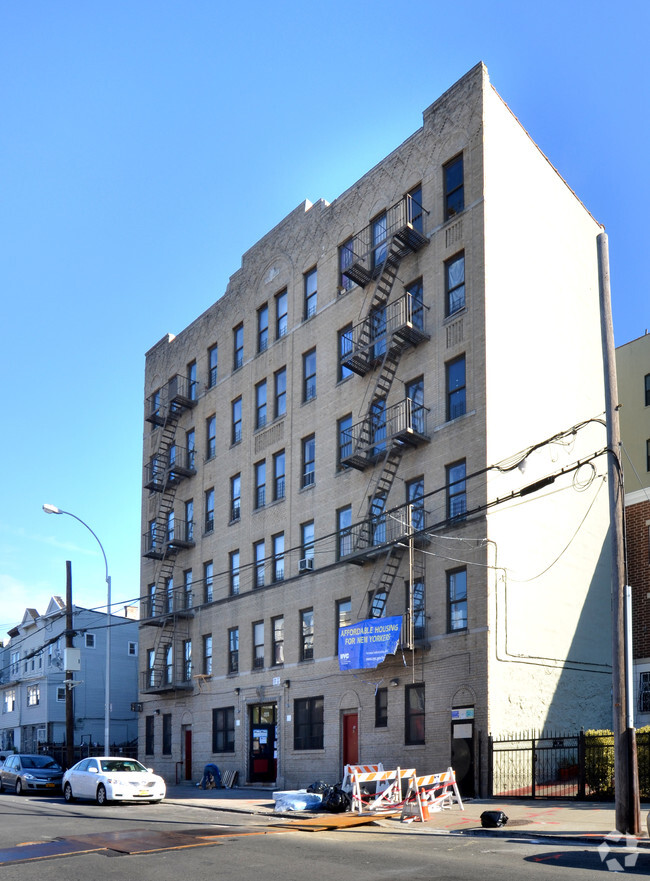 2028 Washington Ave - 2028 Washington Ave Bronx NY 10457 | Apartment Finder