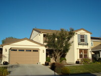 Building Photo - LARGE ROCKLIN HOME WITH 6 BED,  4 FULL BAT...