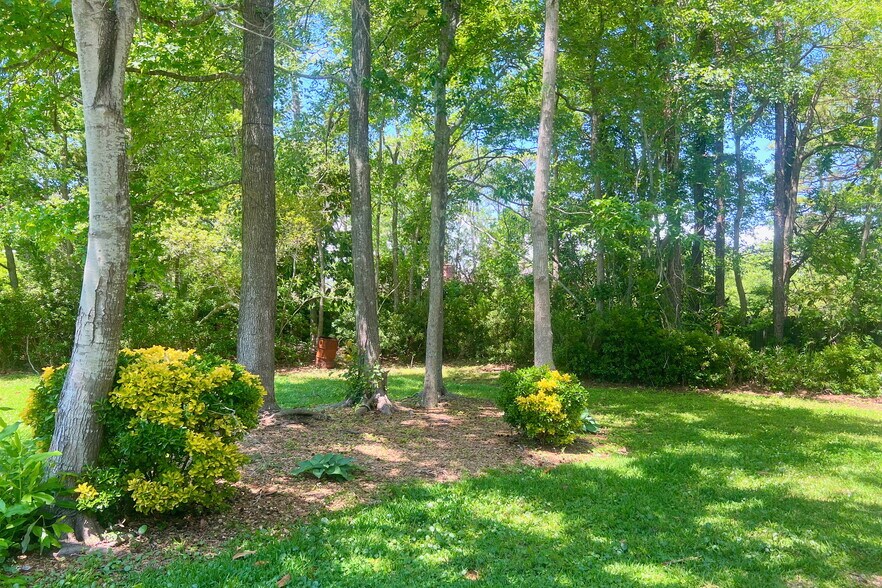 Building Photo - 4614 Masonboro Loop Rd