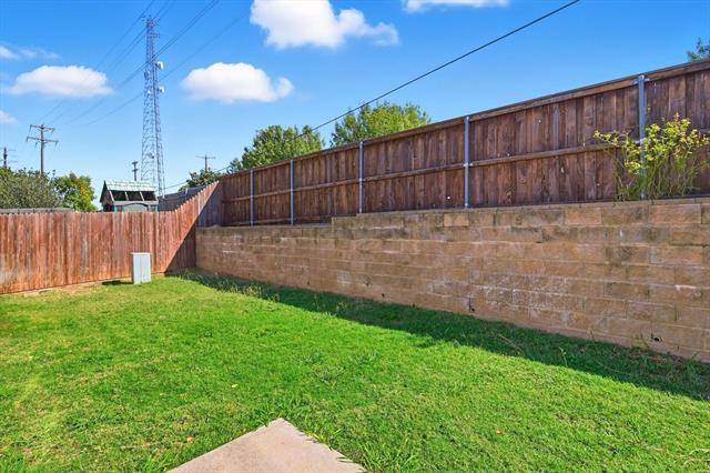 Building Photo - 10228 Sourwood Dr