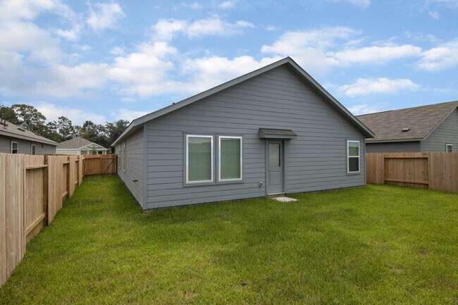 Building Photo - 25653 Rose Creek Dr