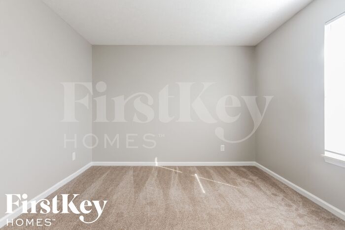 Building Photo - 9135 Allegro Dr