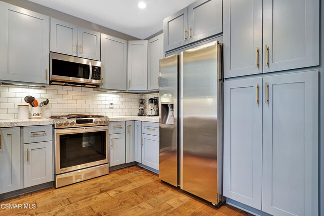 Building Photo - 334 Anzio Way