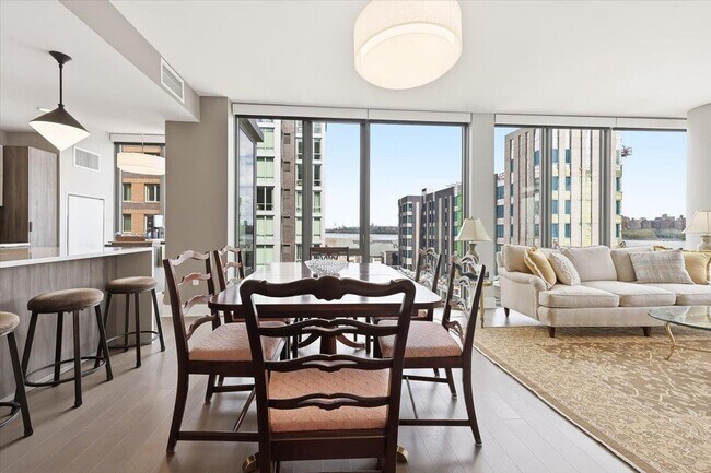 Building Photo - 9 Ave at Port Imperial