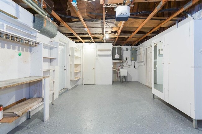 Building Photo - 4204 Newbury Dr