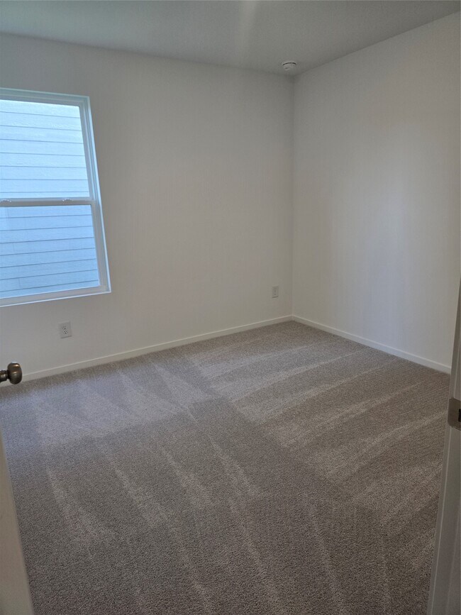 Building Photo - 21606 Willow River Canyon Ln
