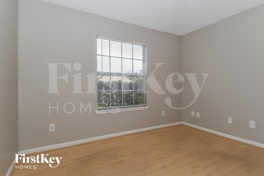 Building Photo - 12658 Holly Springs Ct