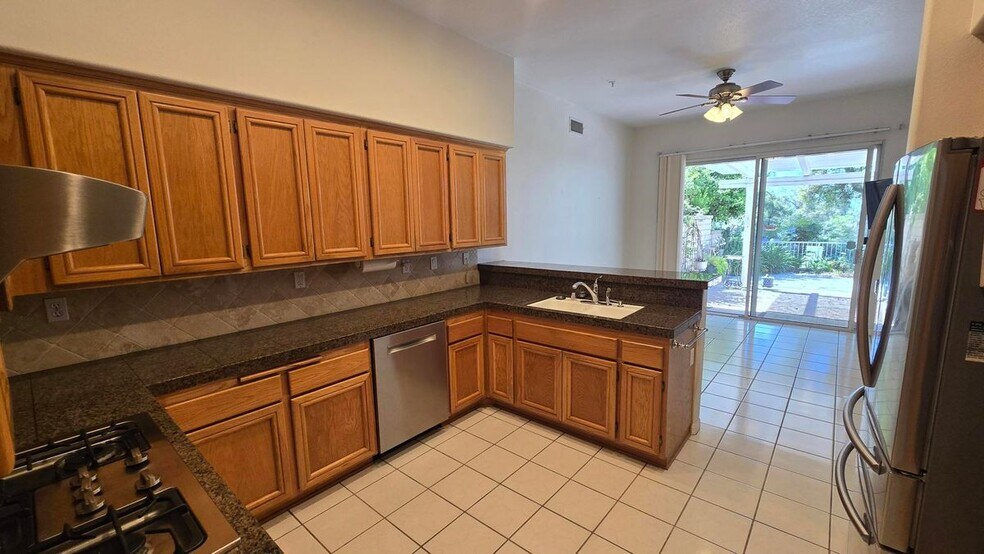 Building Photo - 1520 Upland Hills Dr S