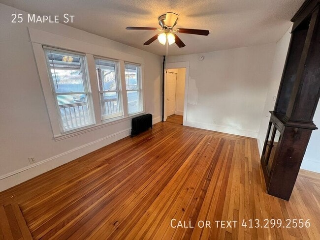 Building Photo - 25 Maple St