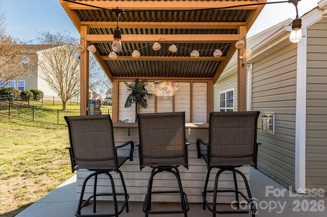 Building Photo - 5826 Castlecove Rd