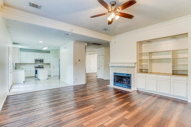 Building Photo - 8022 Willancy Ln