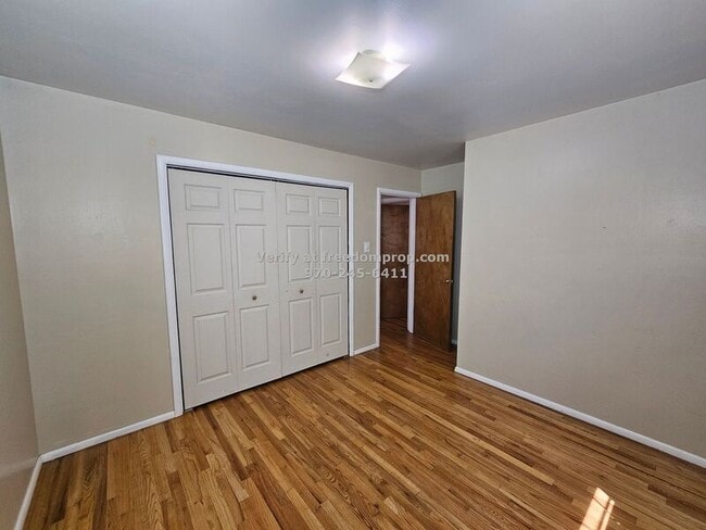 Building Photo - 2312 Mesa Ave