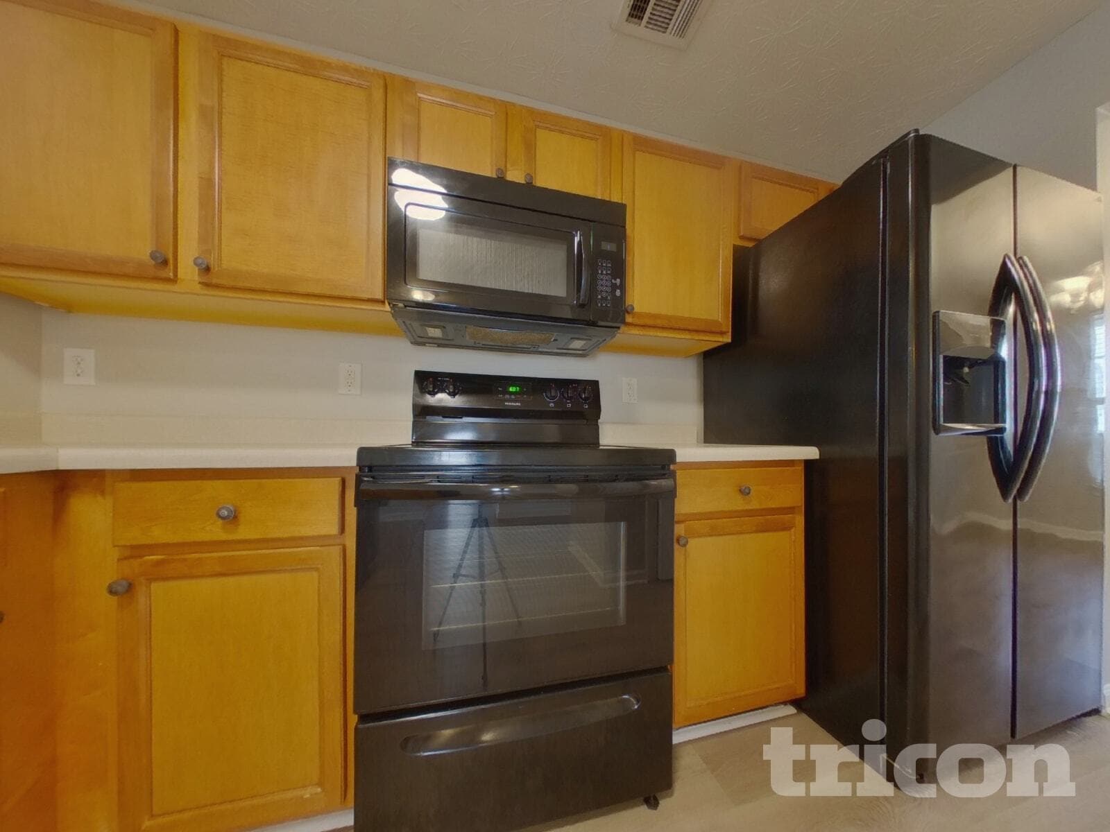 Building Photo - 501 Arrowhead Dr