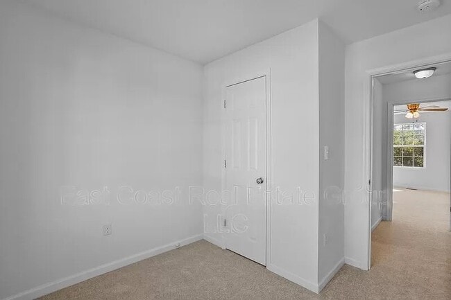 Building Photo - 39 Stix Ln