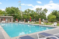 Building Photo - 2737 W Greens Dr