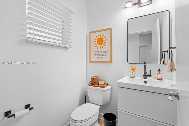 Building Photo - 11845 SW 100th St