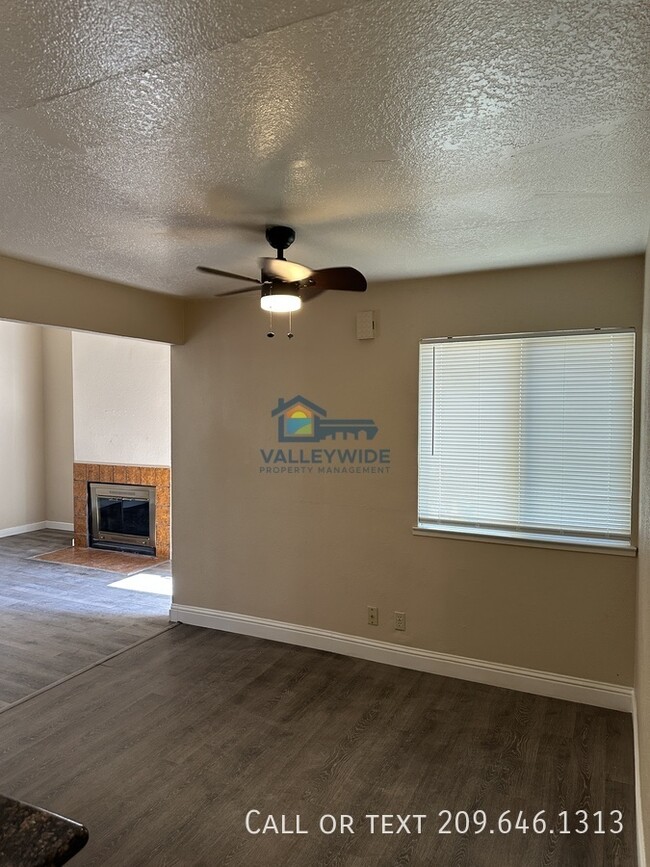 Building Photo - 9523 Cody Way
