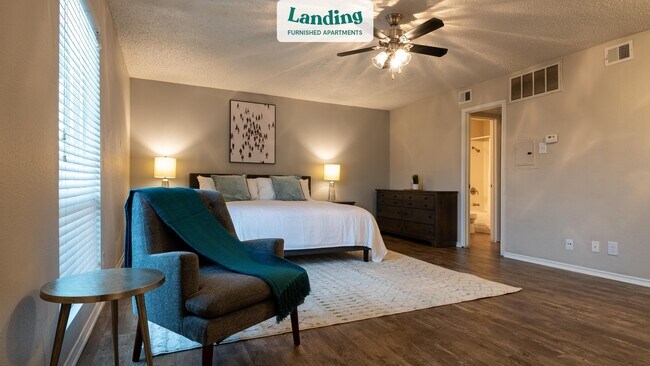 Building Photo - 1500 E Riverside Dr