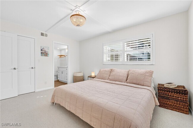 Building Photo - 3930 Belair Ln