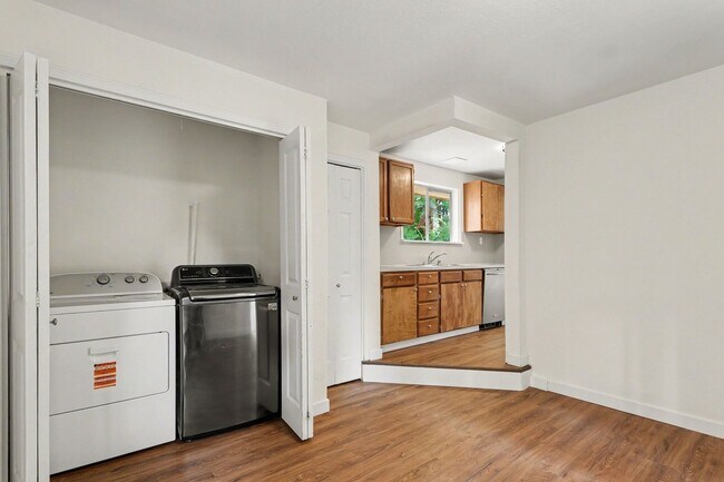 Building Photo - 18317 11th Ave NE