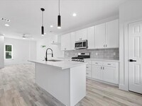 Building Photo - 8206 Knox St