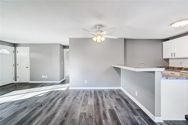 Building Photo - 4825 Flagstone Ct