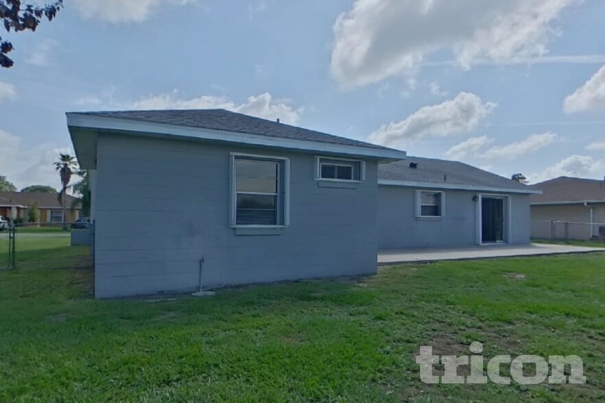 Building Photo - 39 Trotters Cir
