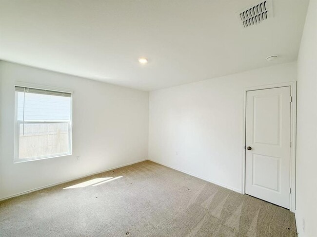 Building Photo - 2620 Schwartz Ln