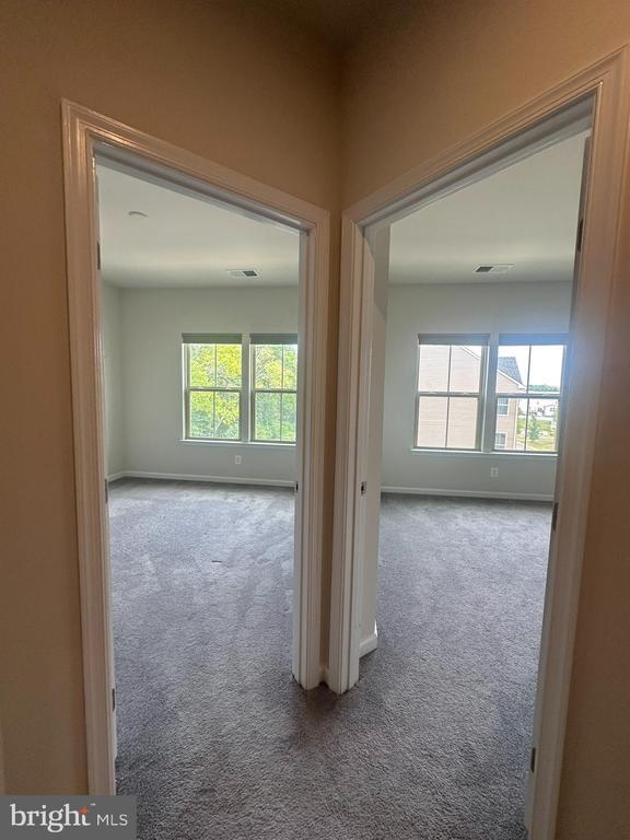 Building Photo - 10402 Steeplechase Run Ln