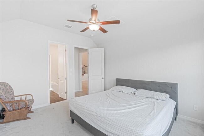 Building Photo - 213 Mira Mesa Dr