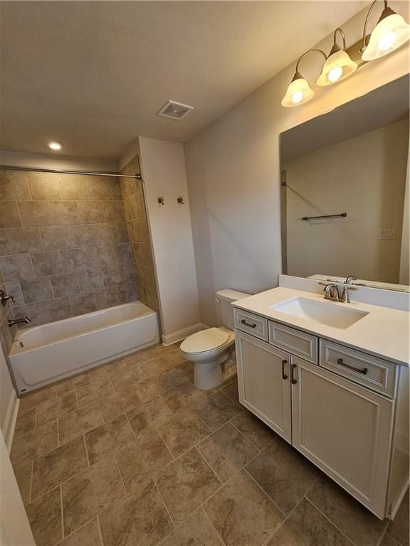 Building Photo - 5588 Terrace Bend Pl