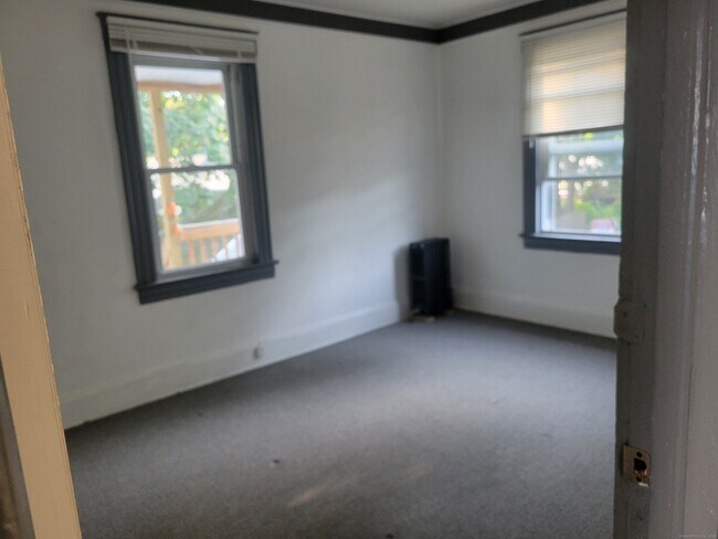 Building Photo - 178 Spruce St