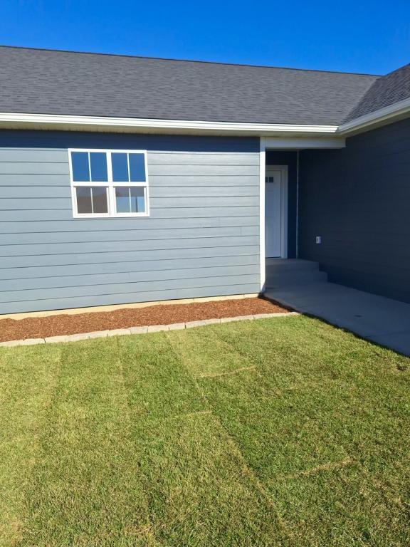 Building Photo - 208 Kinross Ct