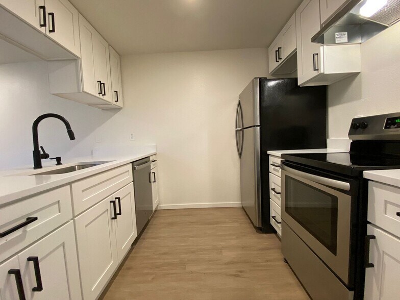 Building Photo - 12214 105th Avenue Ct E