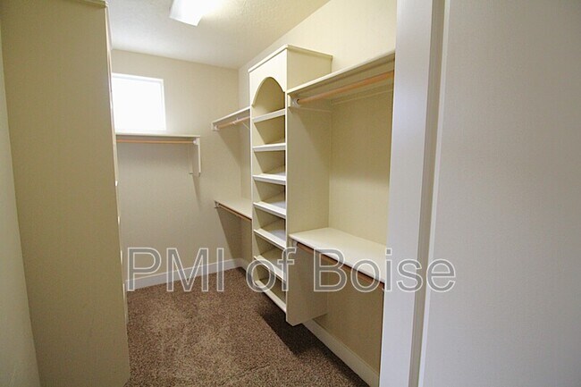 Building Photo - 6140 South Dolomite Avenue
