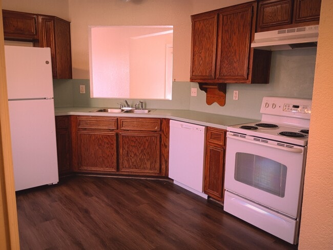 Building Photo - 3506 Chandler Dr