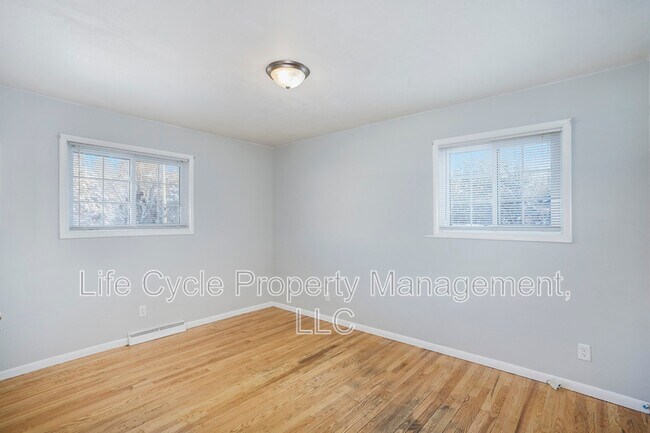 Building Photo - 10764 64th Ave