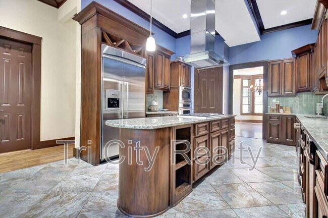 Building Photo - 250 Moss Creek Walk