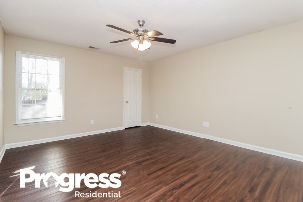 Building Photo - 796 Indian Lake Dr NW