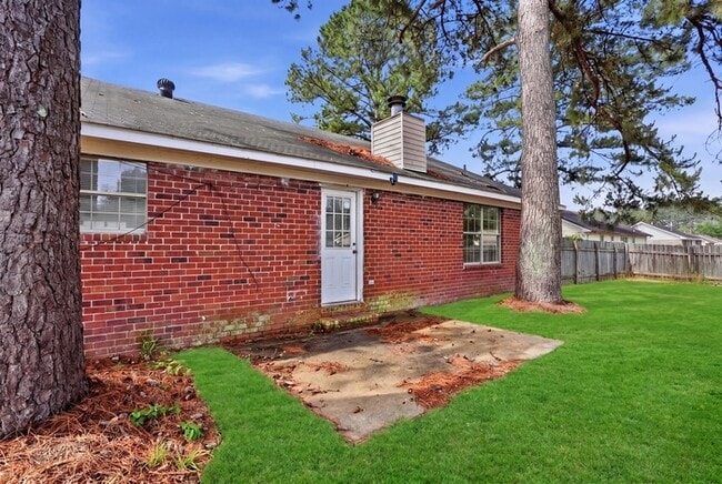 Building Photo - 189 Kenny Dr