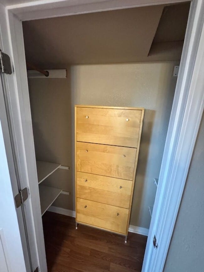 Building Photo - Available for Move In 3 Bed, 2.5 Bath Home...