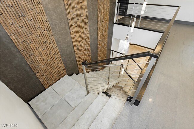 Building Photo - 94 Glade Hollow Dr