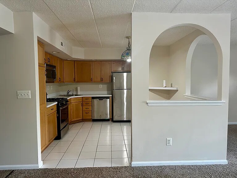 Kitchen - 1225 Norwalk Rd