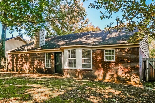 Building Photo - 5769 Saranac Ave