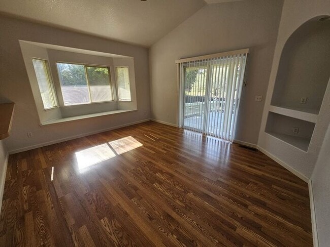 Building Photo - 3 bed 2 bath 2 Car Garage Cimarron Community Home FOR RENT!