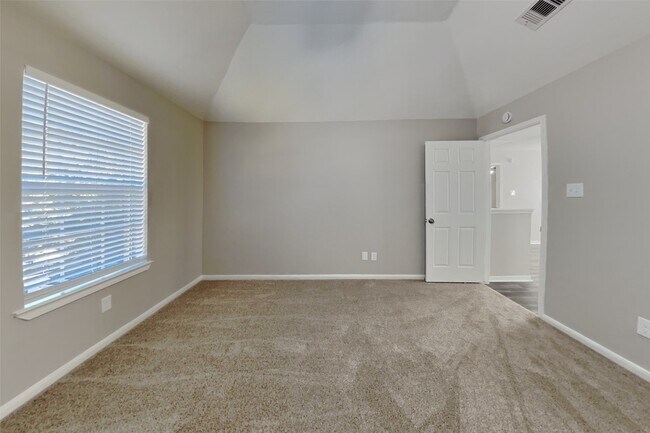 Building Photo - 16323 Jast Dr